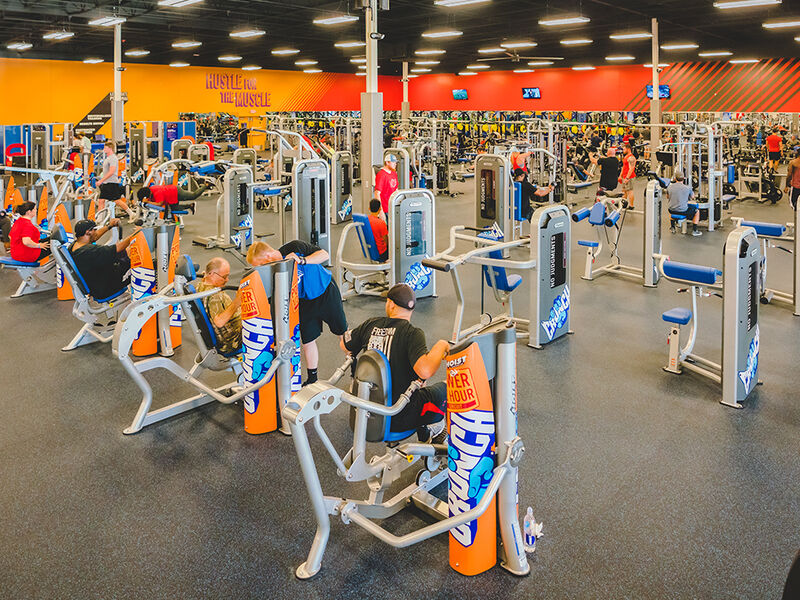 Crunch Fitness location
